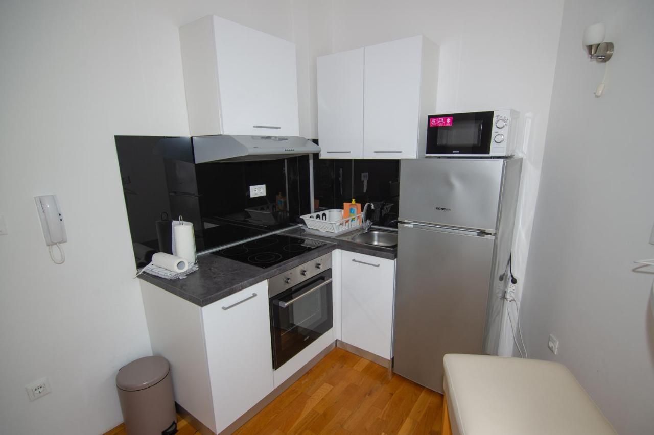 Apartment Davor Malinska Eksteriør bilde