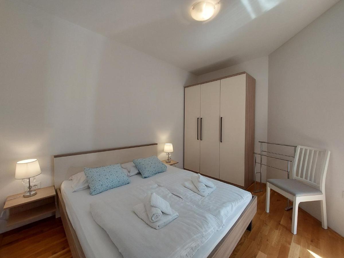 Apartment Davor Malinska Eksteriør bilde