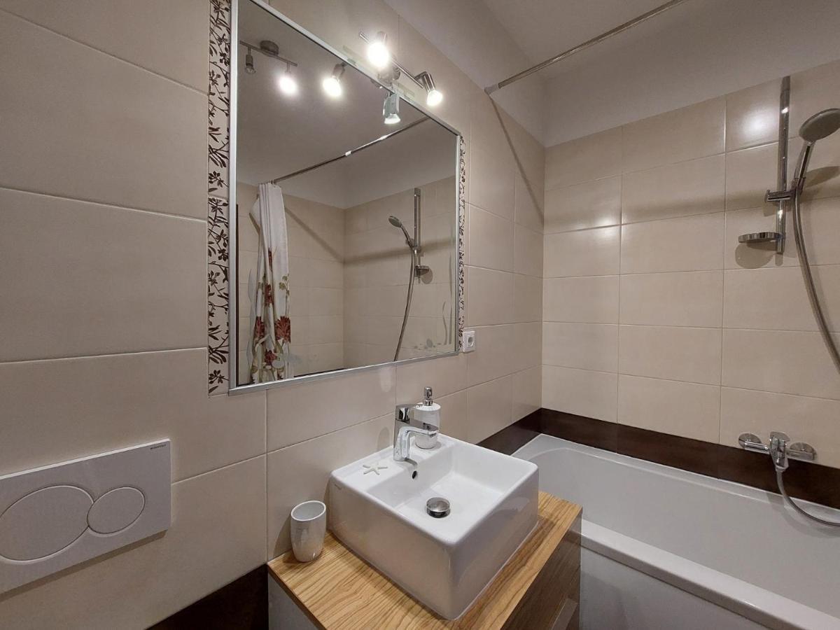 Apartment Davor Malinska Eksteriør bilde